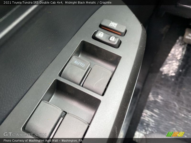 Midnight Black Metallic / Graphite 2021 Toyota Tundra SR5 Double Cab 4x4