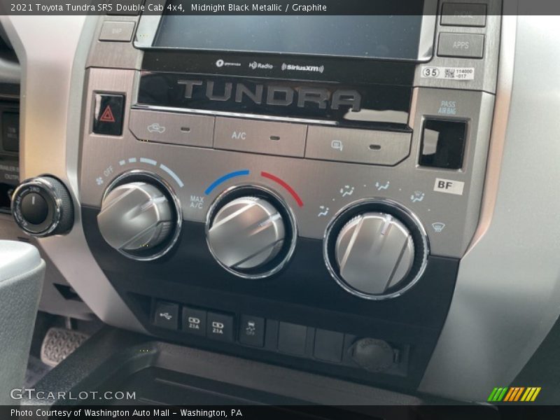 Midnight Black Metallic / Graphite 2021 Toyota Tundra SR5 Double Cab 4x4