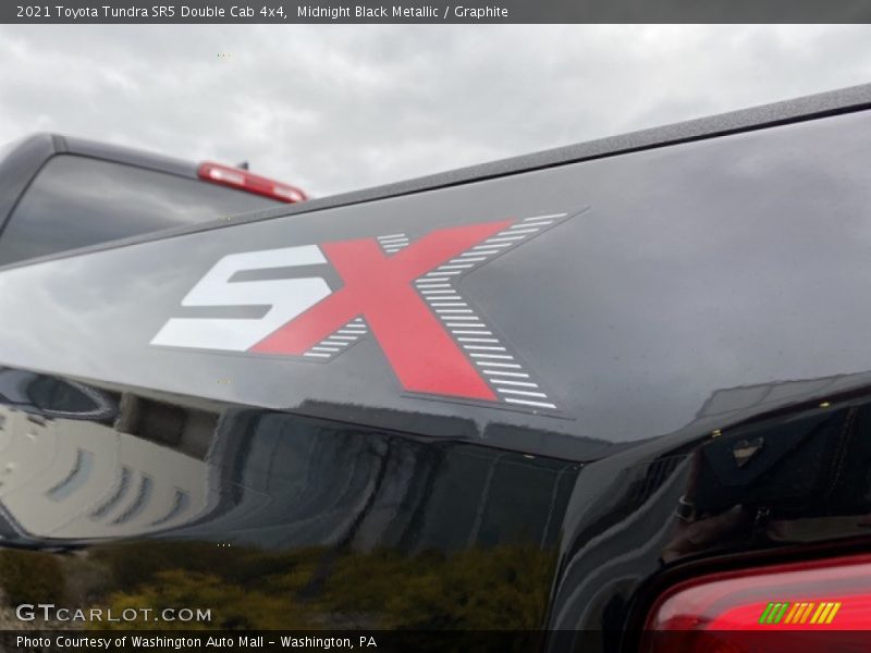 Midnight Black Metallic / Graphite 2021 Toyota Tundra SR5 Double Cab 4x4