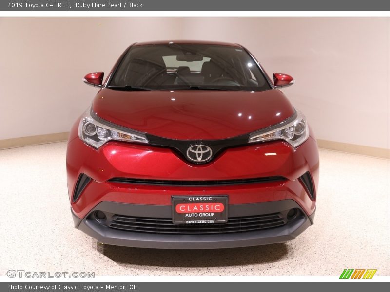 Ruby Flare Pearl / Black 2019 Toyota C-HR LE