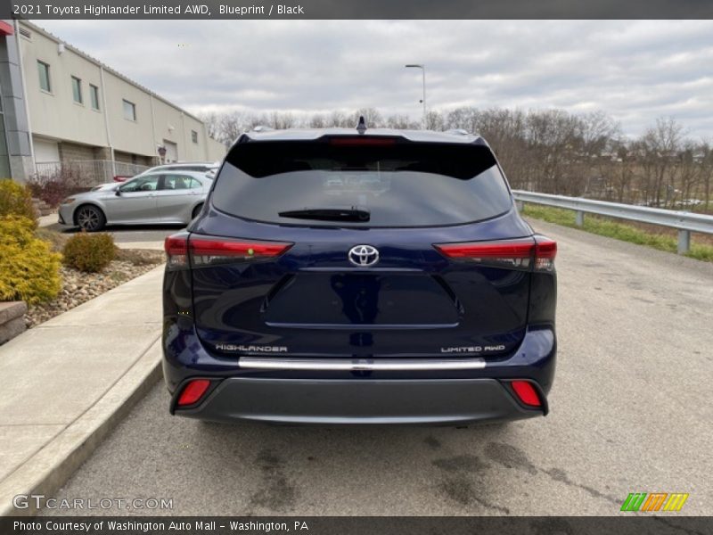 Blueprint / Black 2021 Toyota Highlander Limited AWD