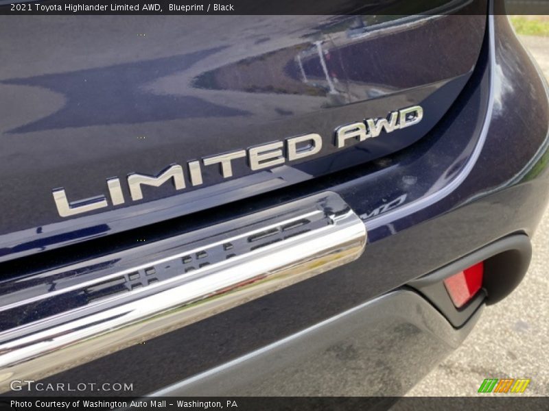 Blueprint / Black 2021 Toyota Highlander Limited AWD