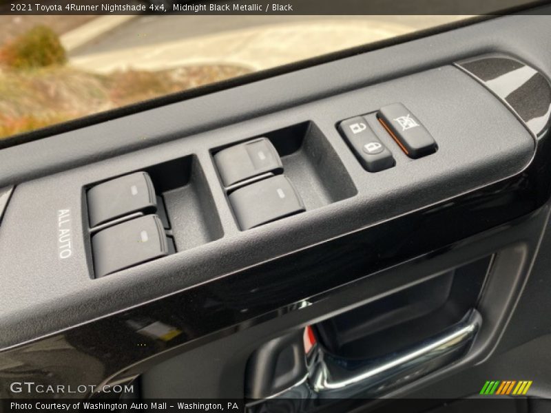 Midnight Black Metallic / Black 2021 Toyota 4Runner Nightshade 4x4
