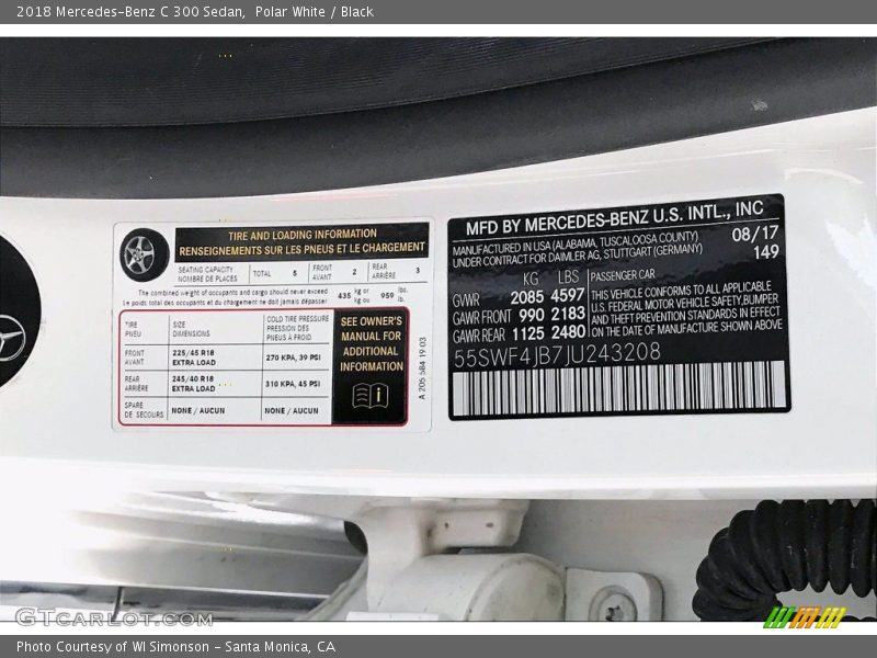 Polar White / Black 2018 Mercedes-Benz C 300 Sedan