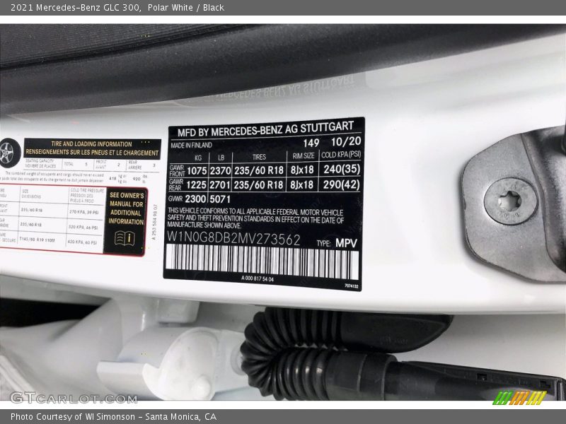 Polar White / Black 2021 Mercedes-Benz GLC 300