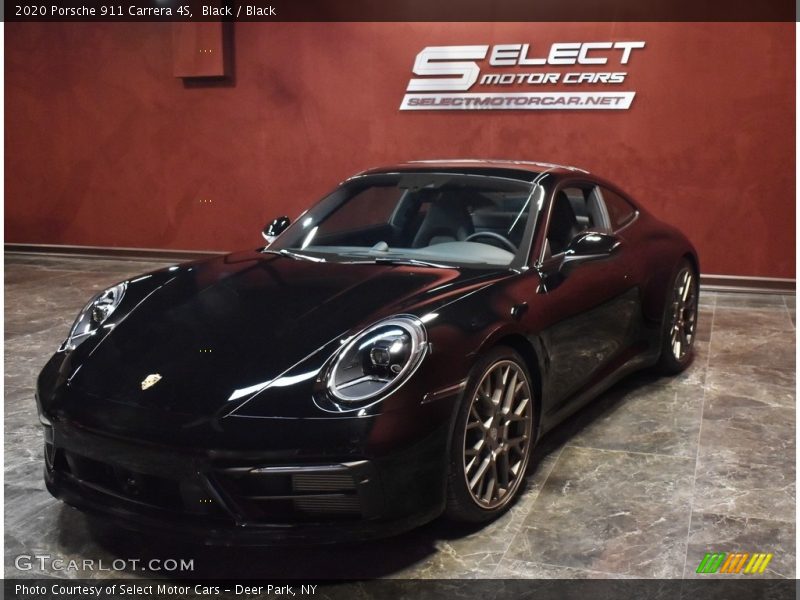 Black / Black 2020 Porsche 911 Carrera 4S