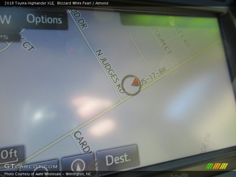 Blizzard White Pearl / Almond 2018 Toyota Highlander XLE