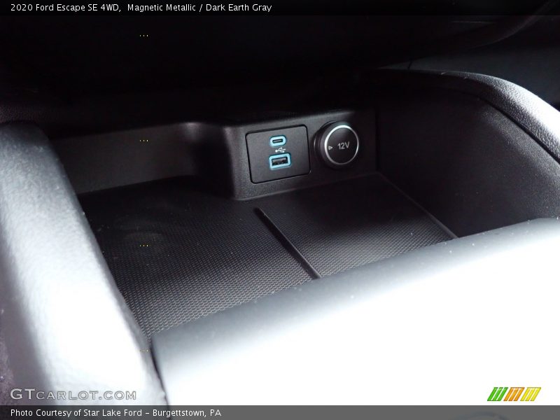 Magnetic Metallic / Dark Earth Gray 2020 Ford Escape SE 4WD