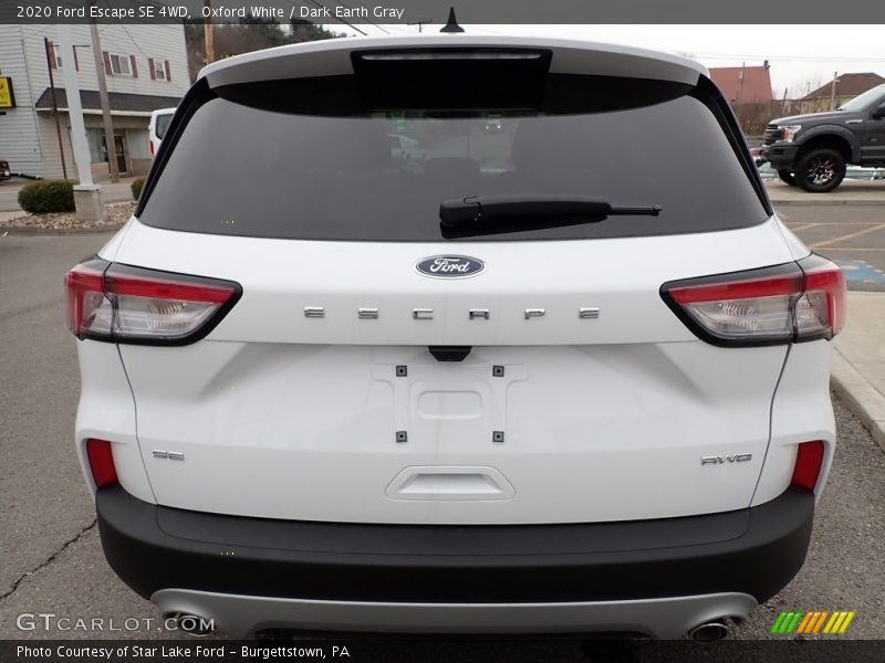Oxford White / Dark Earth Gray 2020 Ford Escape SE 4WD