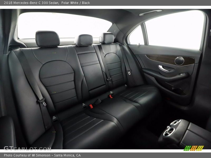 Polar White / Black 2018 Mercedes-Benz C 300 Sedan