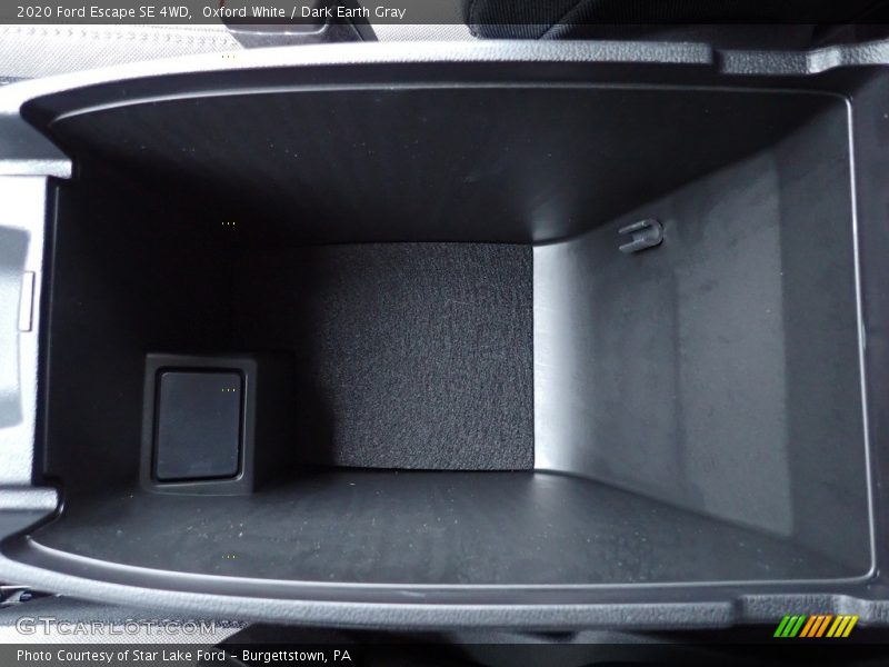 Oxford White / Dark Earth Gray 2020 Ford Escape SE 4WD