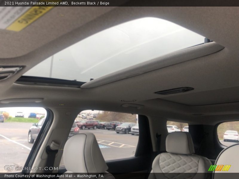 Becketts Black / Beige 2021 Hyundai Palisade Limited AWD