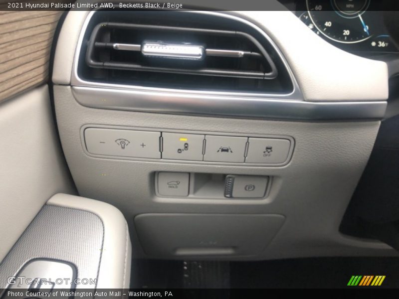 Becketts Black / Beige 2021 Hyundai Palisade Limited AWD