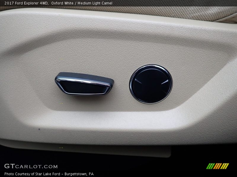 Oxford White / Medium Light Camel 2017 Ford Explorer 4WD