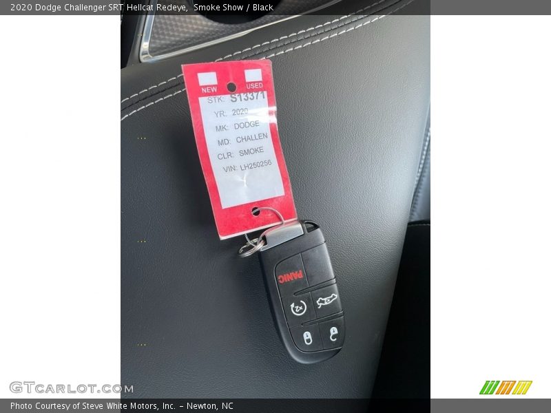 Smoke Show / Black 2020 Dodge Challenger SRT Hellcat Redeye