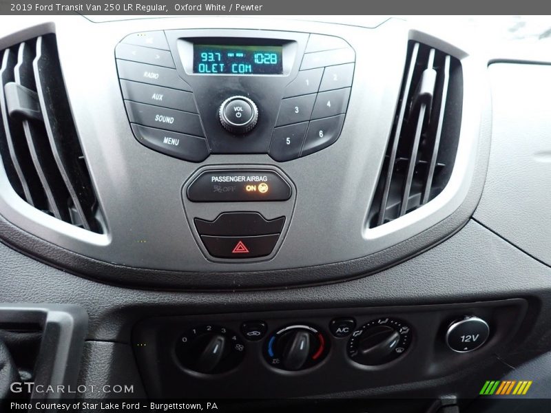 Oxford White / Pewter 2019 Ford Transit Van 250 LR Regular