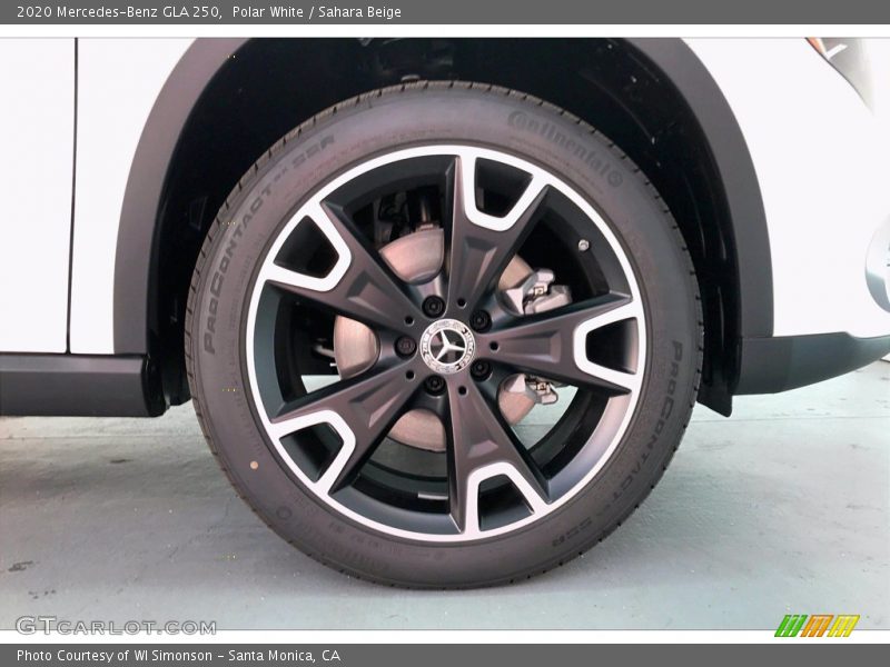 Polar White / Sahara Beige 2020 Mercedes-Benz GLA 250