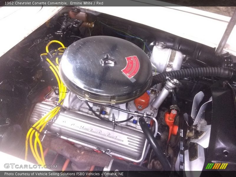 Ermine White / Red 1962 Chevrolet Corvette Convertible