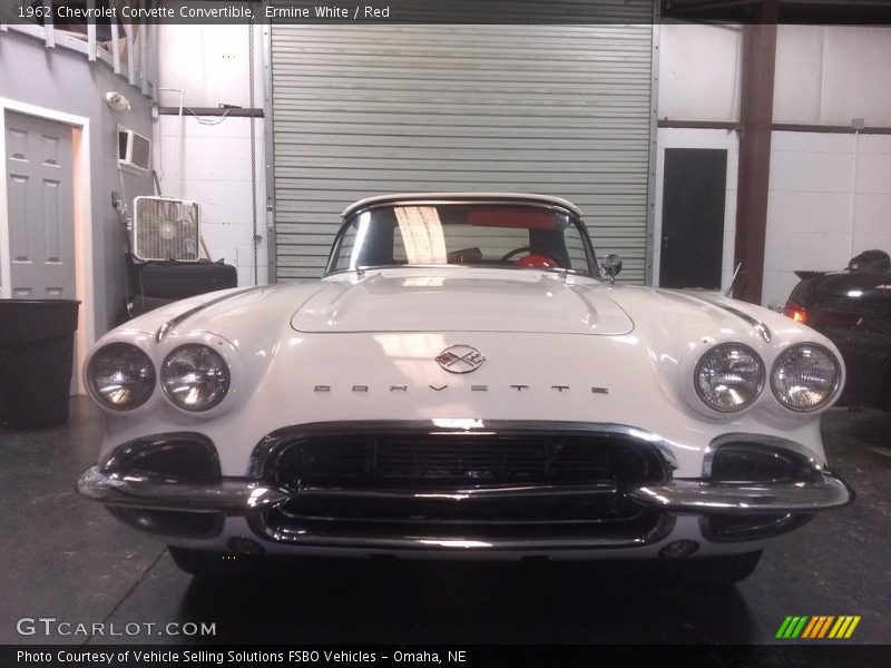 Ermine White / Red 1962 Chevrolet Corvette Convertible