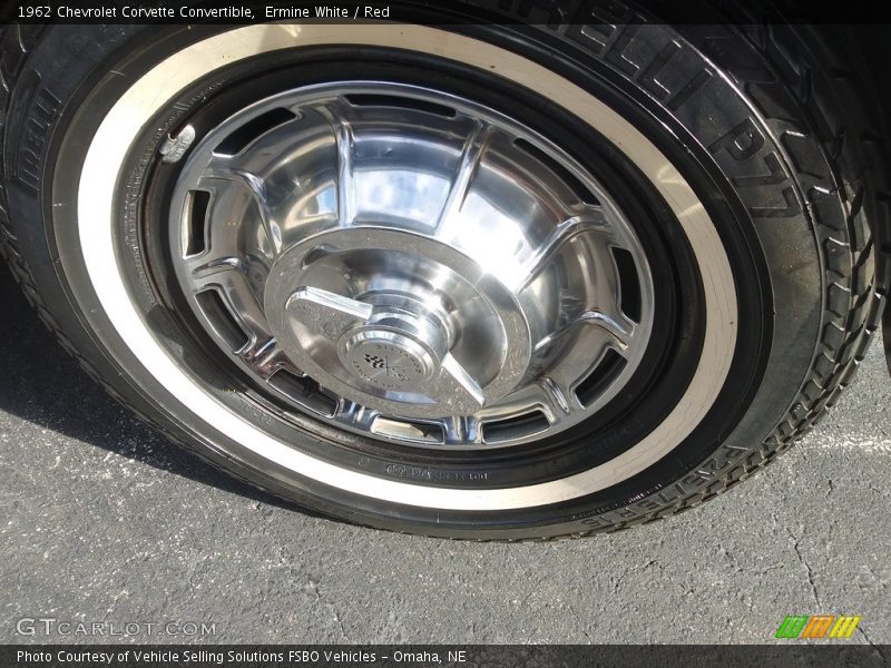 Ermine White / Red 1962 Chevrolet Corvette Convertible