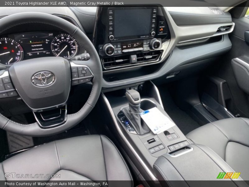 Magnetic Gray Metallic / Black 2021 Toyota Highlander XLE AWD