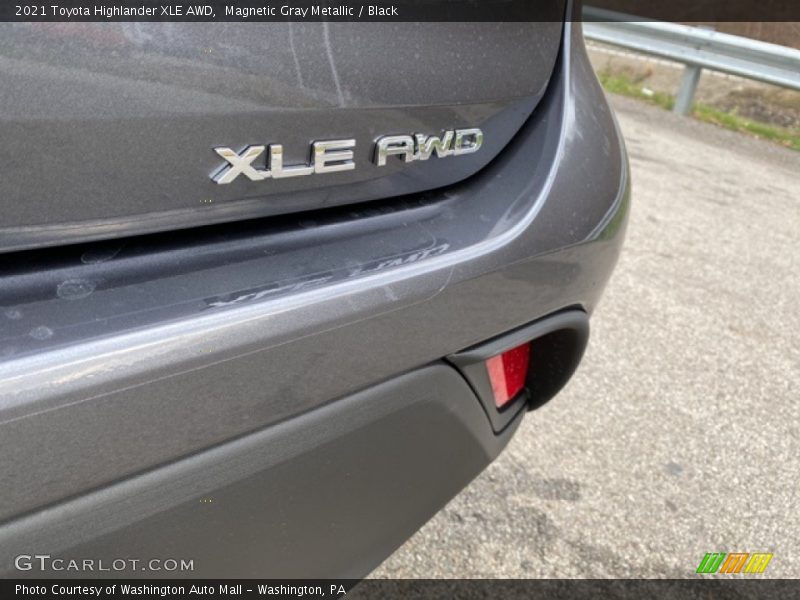  2021 Highlander XLE AWD Logo