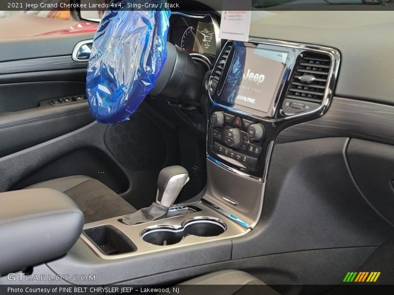 Sting-Gray / Black 2021 Jeep Grand Cherokee Laredo 4x4