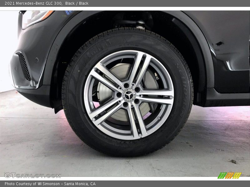 Black / Black 2021 Mercedes-Benz GLC 300