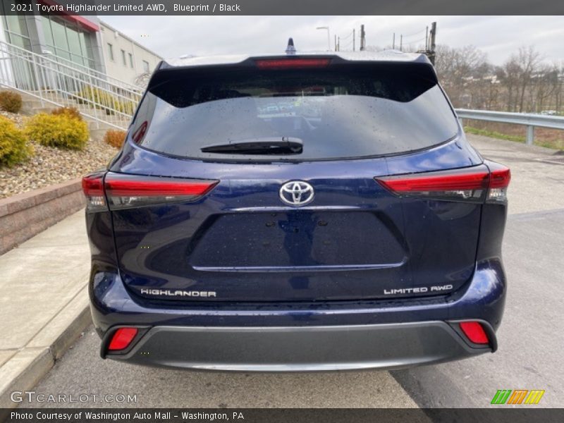Blueprint / Black 2021 Toyota Highlander Limited AWD