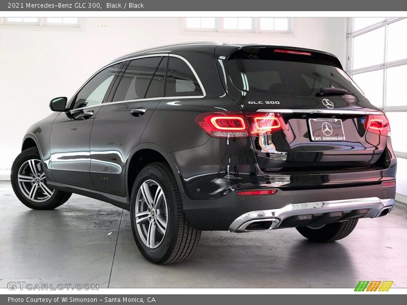 Black / Black 2021 Mercedes-Benz GLC 300