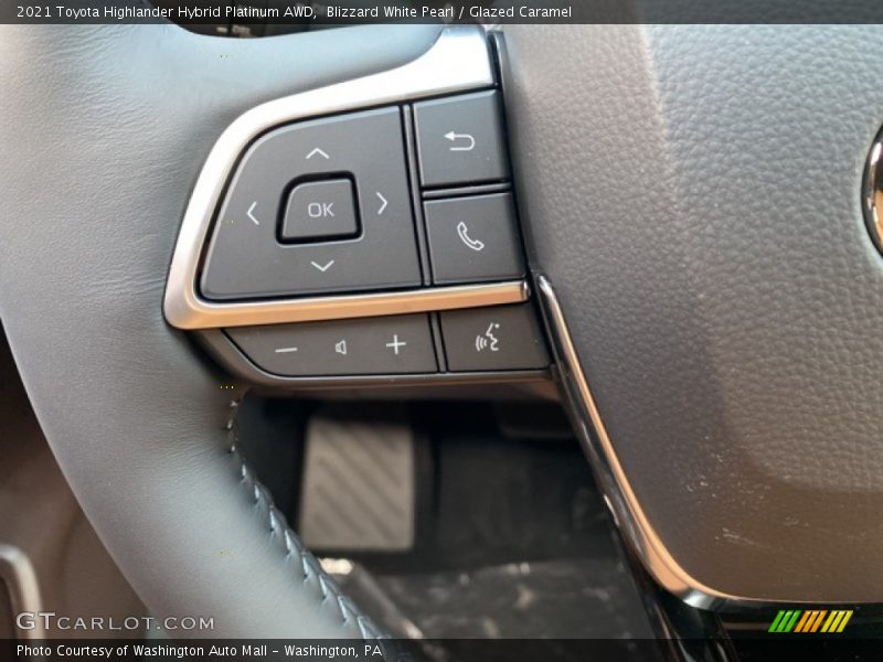  2021 Highlander Hybrid Platinum AWD Steering Wheel