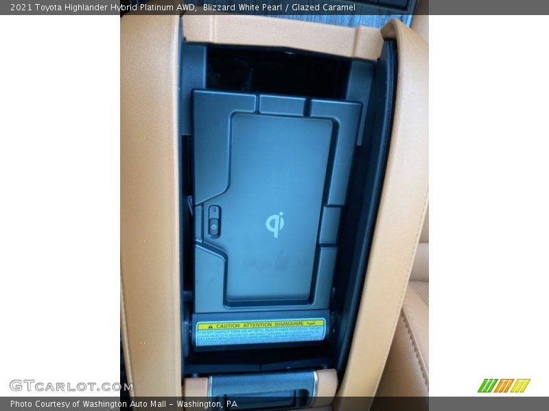 Blizzard White Pearl / Glazed Caramel 2021 Toyota Highlander Hybrid Platinum AWD