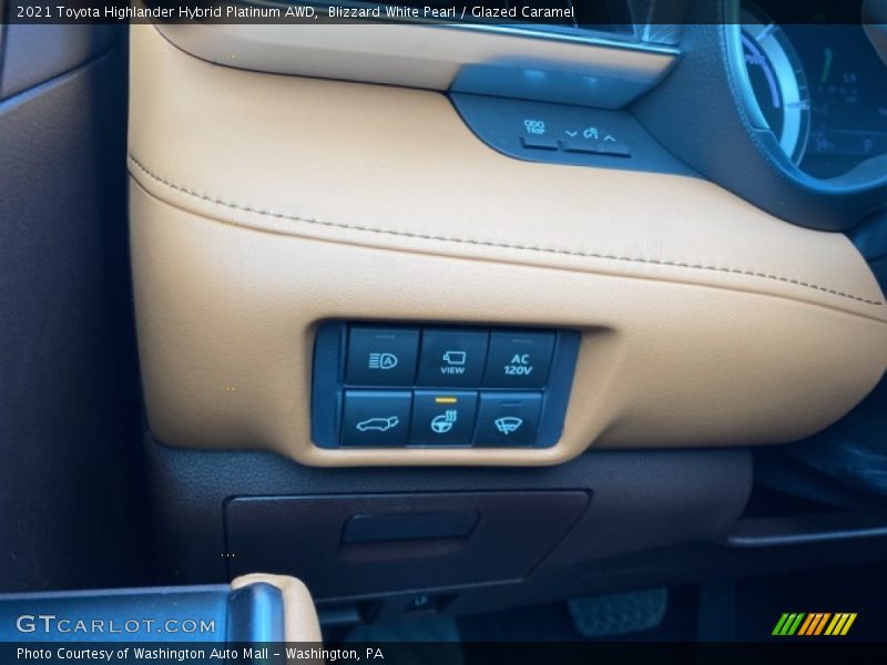 Blizzard White Pearl / Glazed Caramel 2021 Toyota Highlander Hybrid Platinum AWD