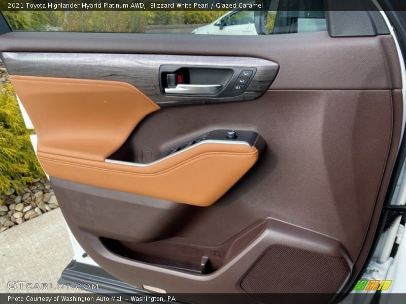 Blizzard White Pearl / Glazed Caramel 2021 Toyota Highlander Hybrid Platinum AWD