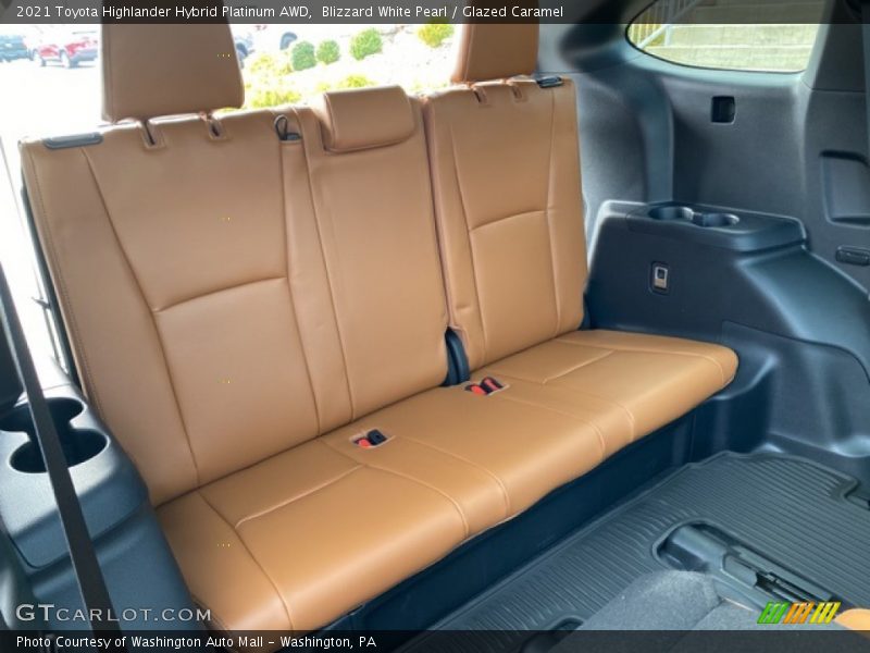 Blizzard White Pearl / Glazed Caramel 2021 Toyota Highlander Hybrid Platinum AWD