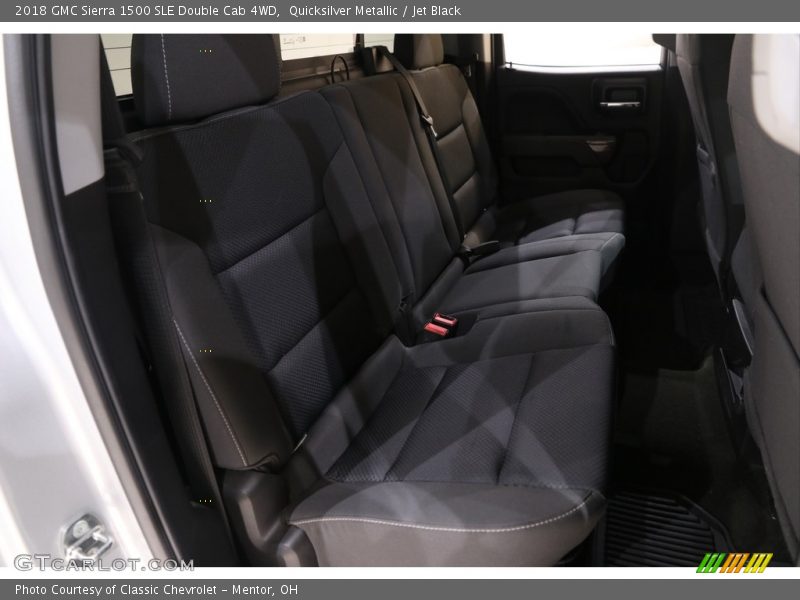 Quicksilver Metallic / Jet Black 2018 GMC Sierra 1500 SLE Double Cab 4WD