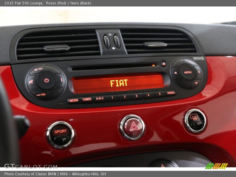 Rosso (Red) / Nero (Black) 2015 Fiat 500 Lounge