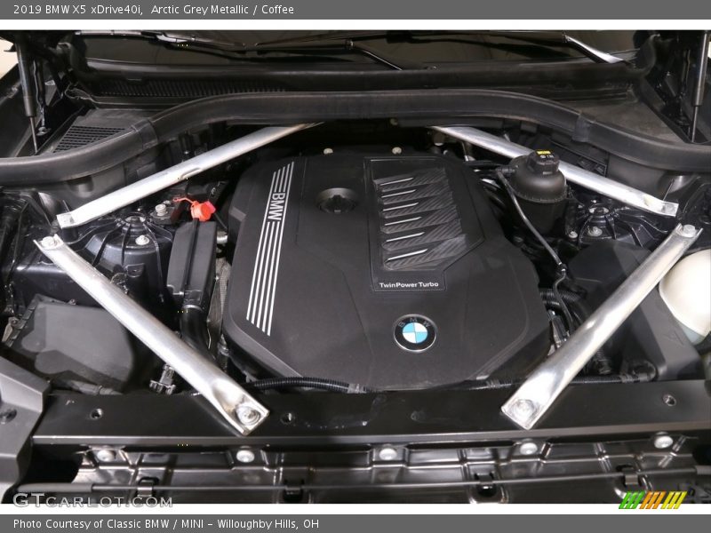 Arctic Grey Metallic / Coffee 2019 BMW X5 xDrive40i