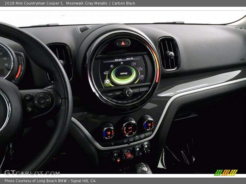 Moonwalk Gray Metallic / Carbon Black 2018 Mini Countryman Cooper S