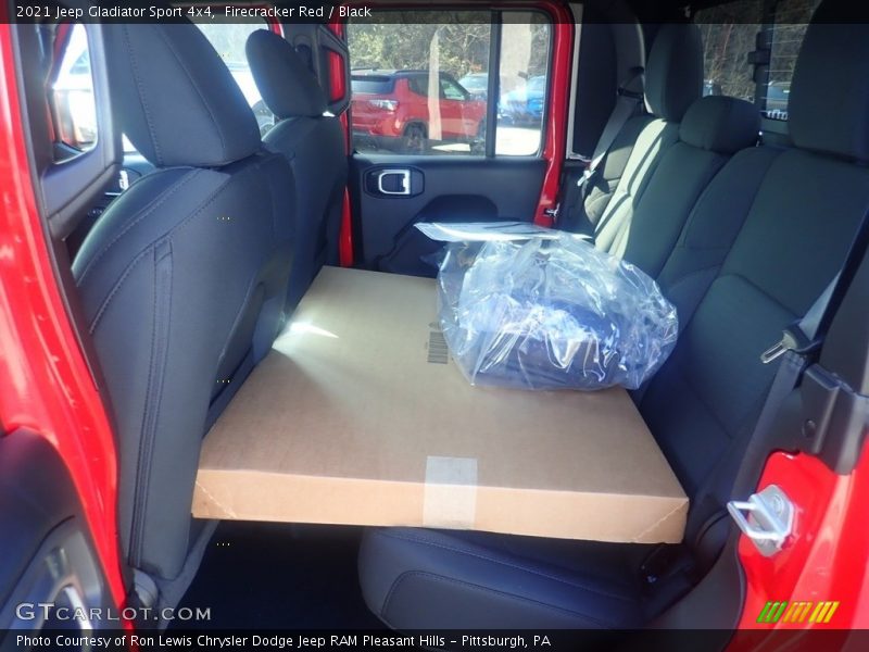 Firecracker Red / Black 2021 Jeep Gladiator Sport 4x4