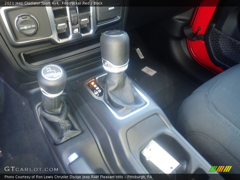 Firecracker Red / Black 2021 Jeep Gladiator Sport 4x4