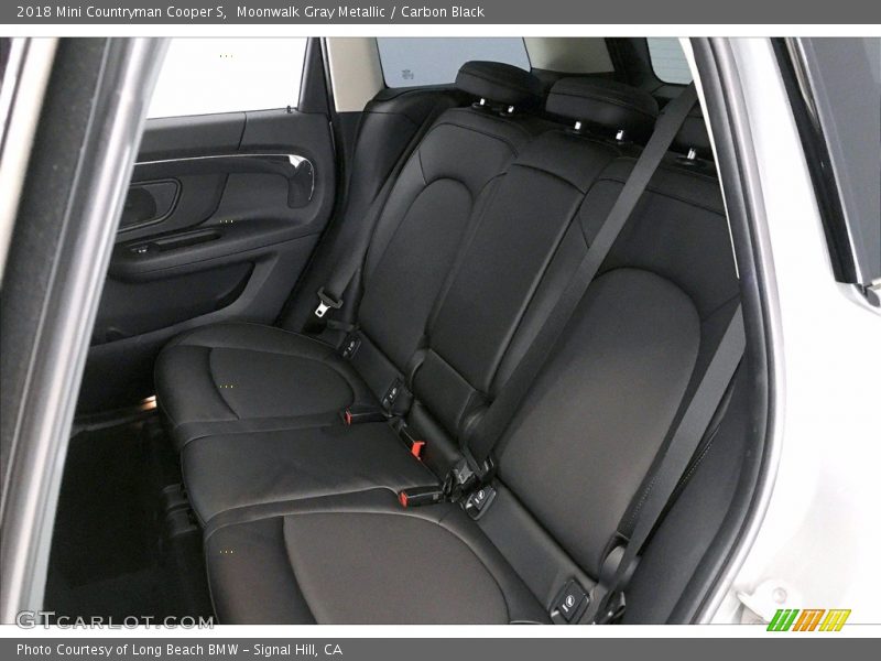 Moonwalk Gray Metallic / Carbon Black 2018 Mini Countryman Cooper S
