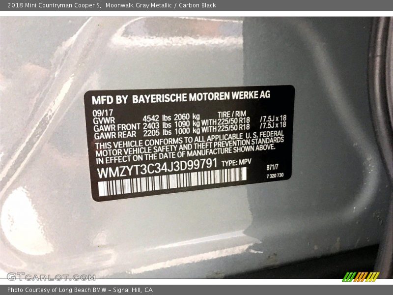 Moonwalk Gray Metallic / Carbon Black 2018 Mini Countryman Cooper S