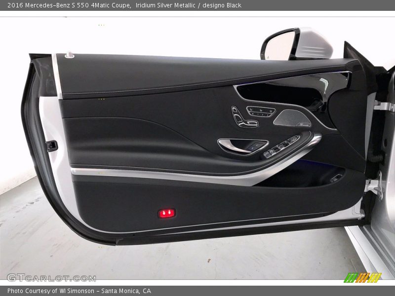 Iridium Silver Metallic / designo Black 2016 Mercedes-Benz S 550 4Matic Coupe