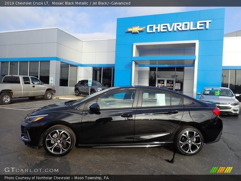 Mosaic Black Metallic / Jet Black/­Galvanized 2019 Chevrolet Cruze LT