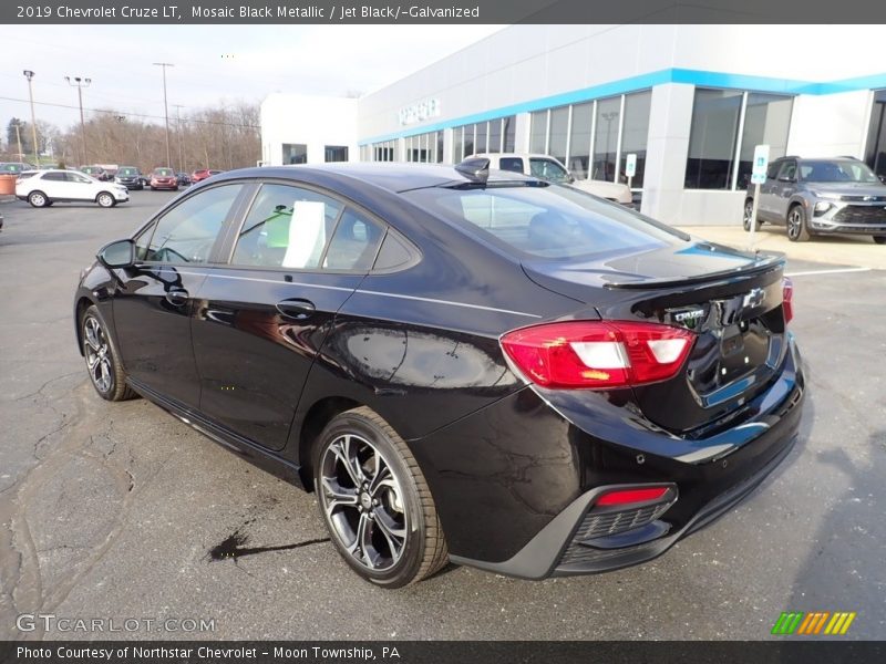 Mosaic Black Metallic / Jet Black/­Galvanized 2019 Chevrolet Cruze LT