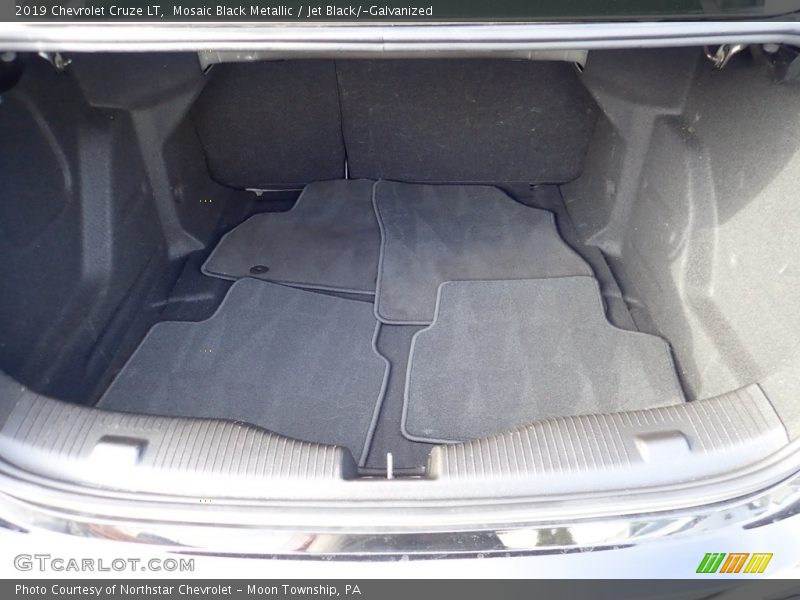 Mosaic Black Metallic / Jet Black/­Galvanized 2019 Chevrolet Cruze LT