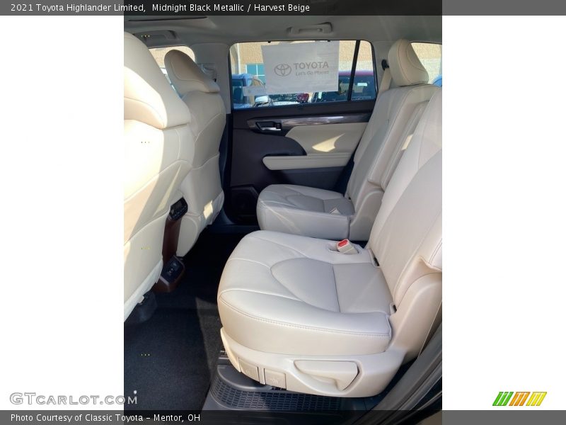 Midnight Black Metallic / Harvest Beige 2021 Toyota Highlander Limited