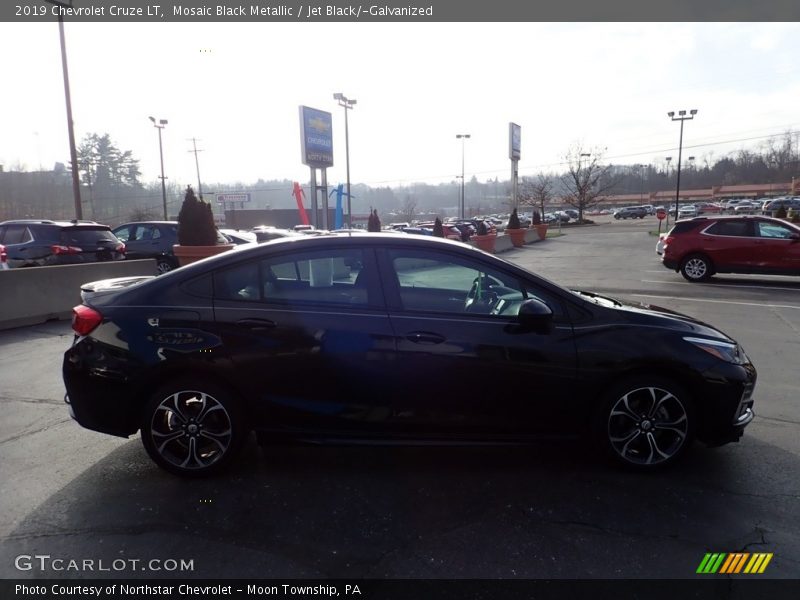 Mosaic Black Metallic / Jet Black/­Galvanized 2019 Chevrolet Cruze LT
