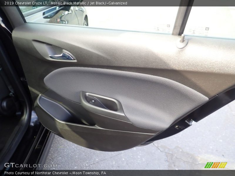 Mosaic Black Metallic / Jet Black/­Galvanized 2019 Chevrolet Cruze LT